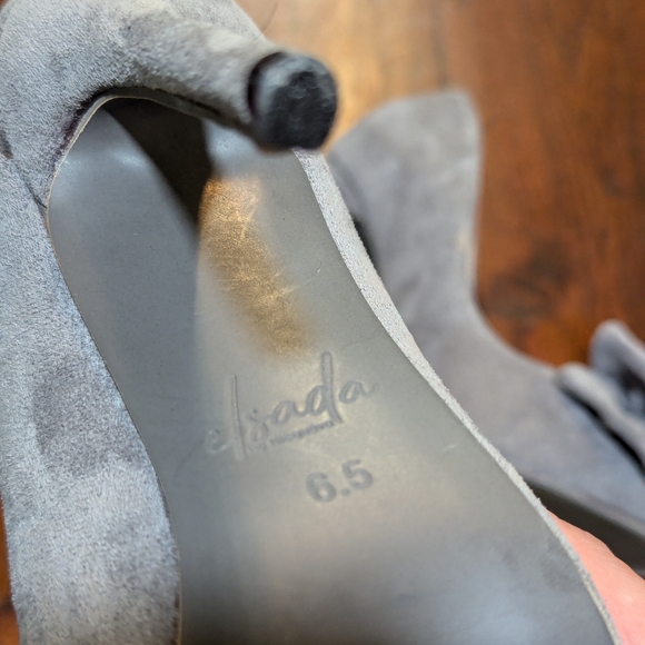 Elsada by Nicqueva Gray Suede Pumps 6.5 - Picture 2 of 7